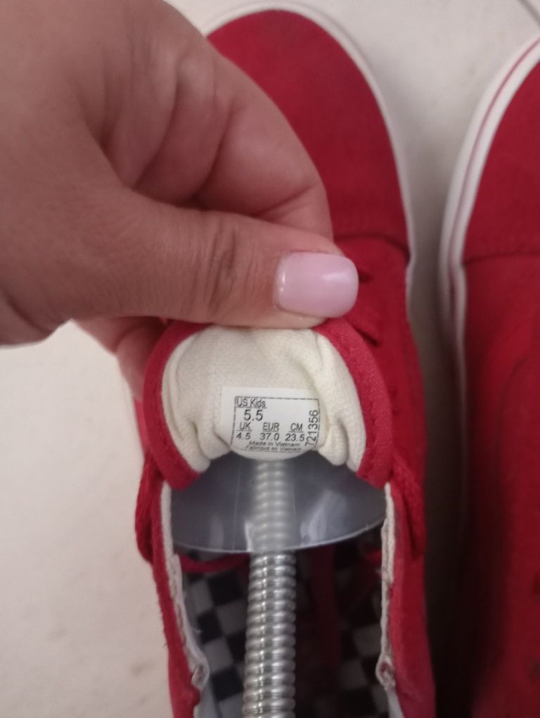 Tenis Vermelho Van