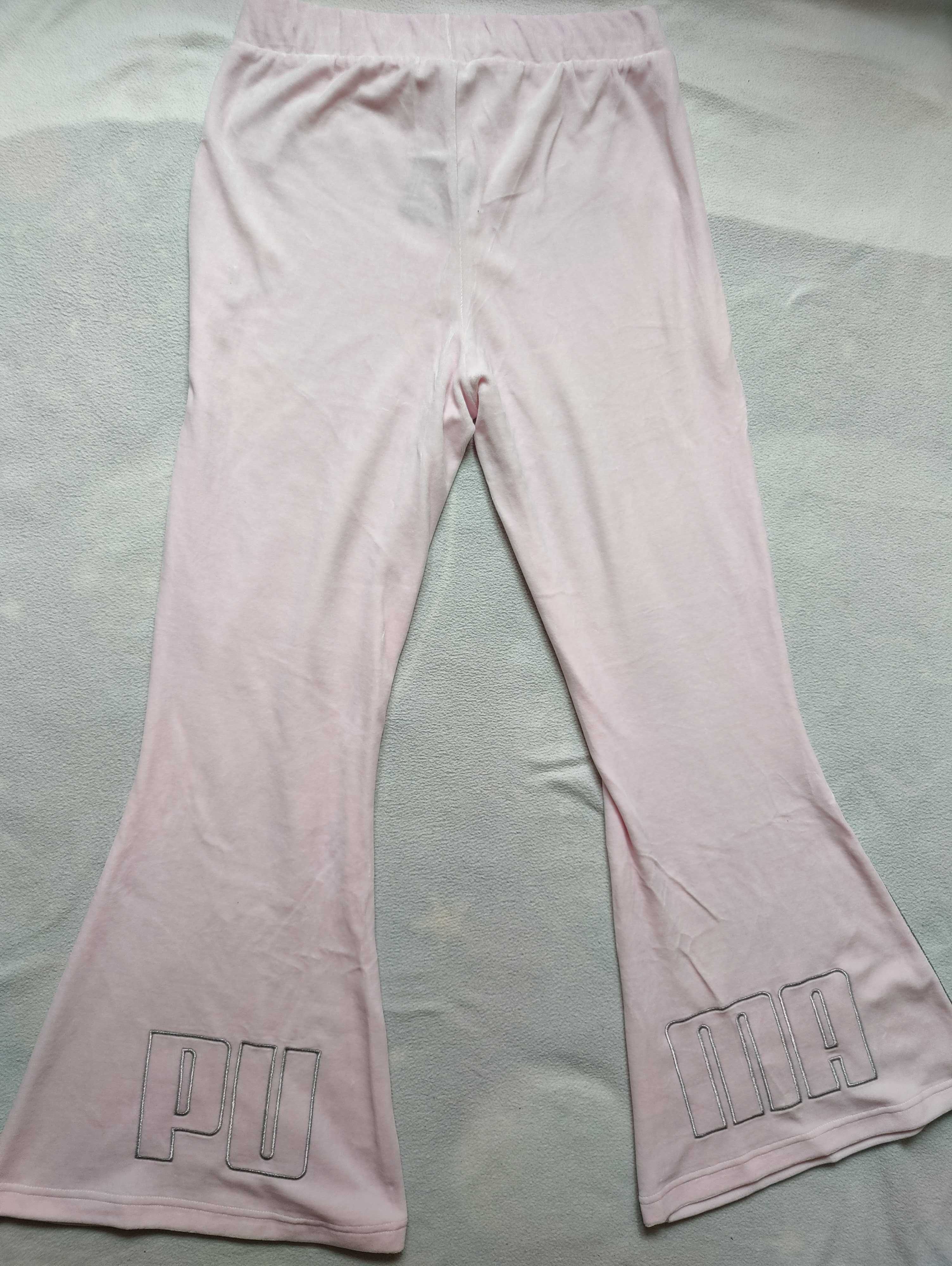 Różowe spodnie PUMA z szerokimi nogawkami Icons 2.0 XL