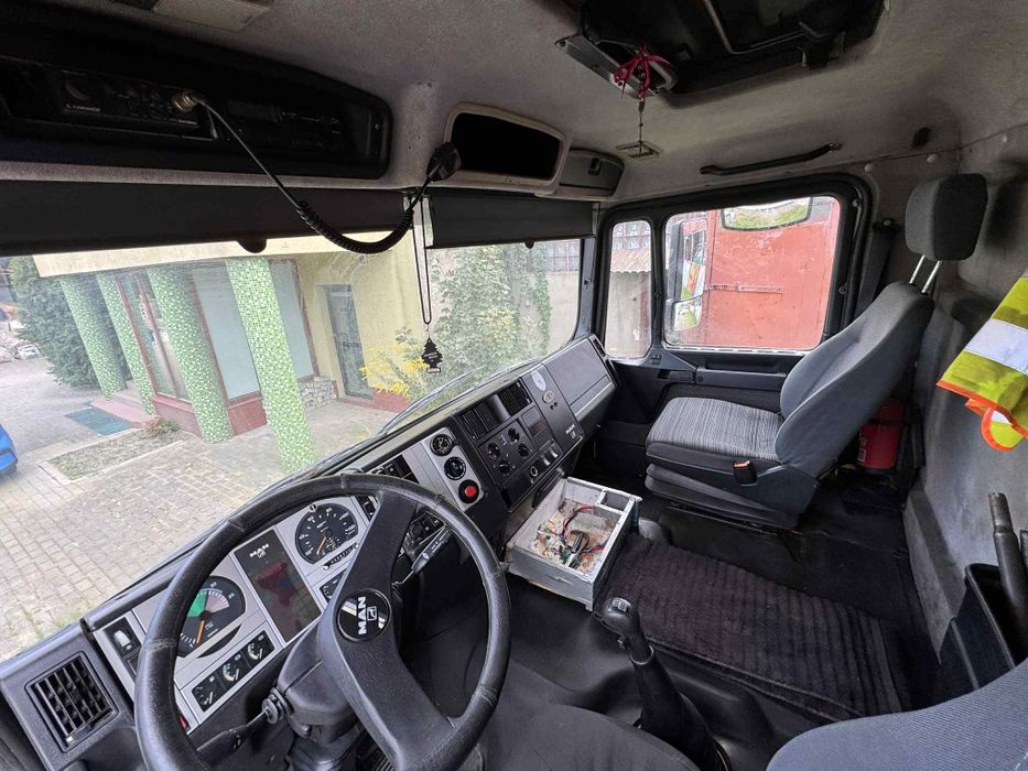 MAN beczka asenizacyjny specjalny 26.314