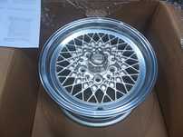 Jantes BBS Mahle 14 6,5J ET22 5x112

Mercedes SL R107 * W107