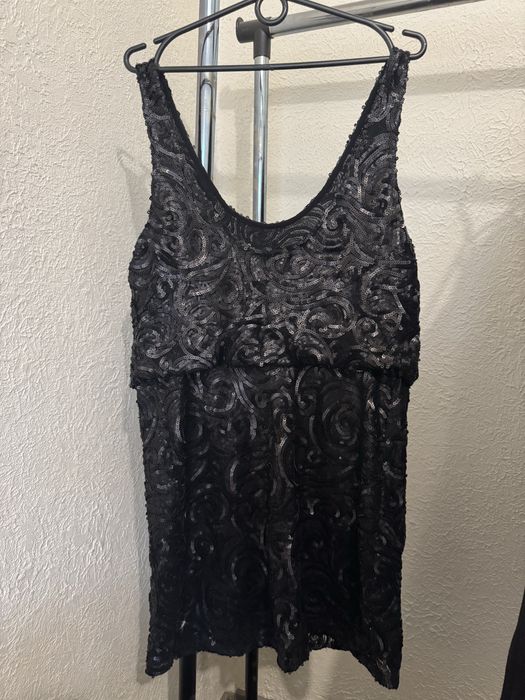 Чорна сукня Mango (новорічна)