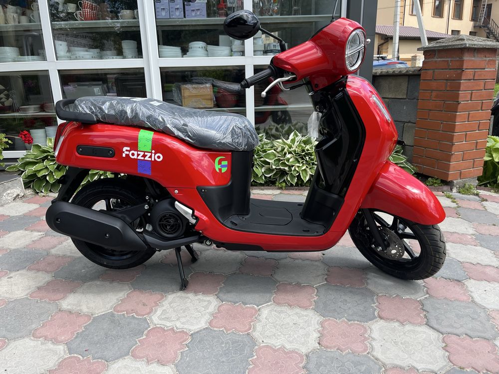 Максі скутер Yamaha Fazio 125