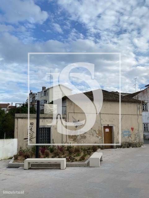 Armazém / Edificio  para remodelação