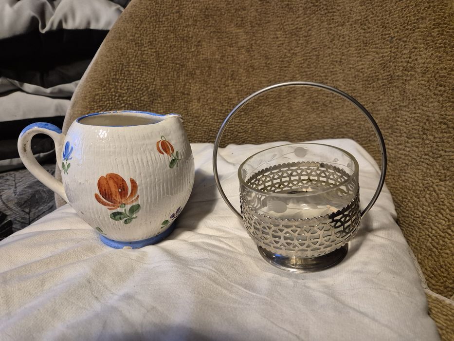 Stara cukiernica I malowany dzbanek