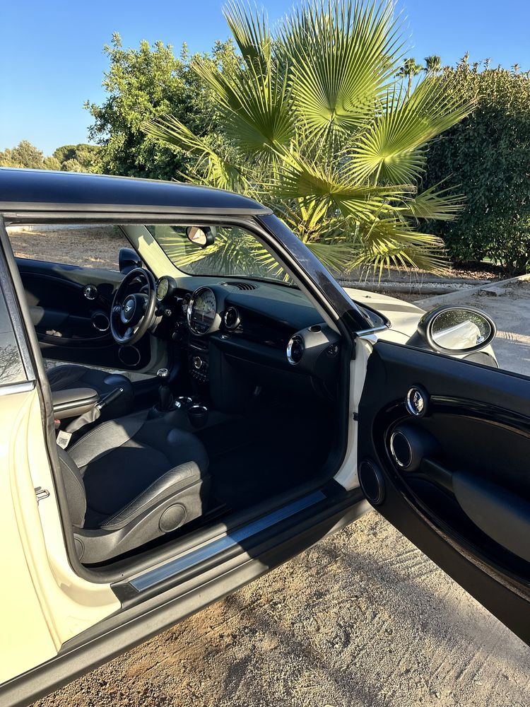 Mini Cooper D    1.6 motor BMW