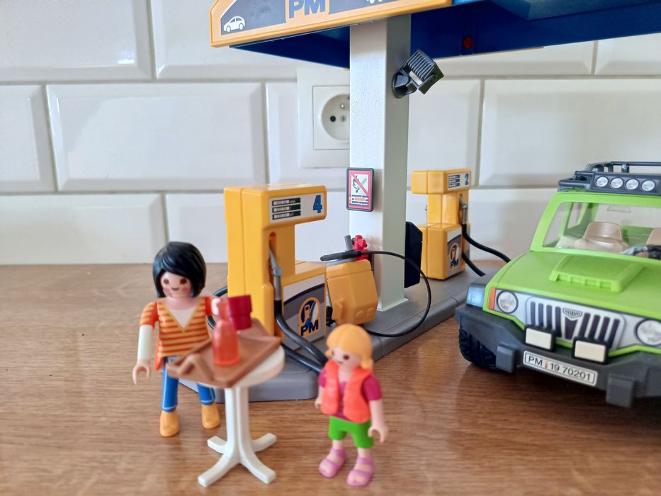 Playmobil 70201 stacja benzynowa