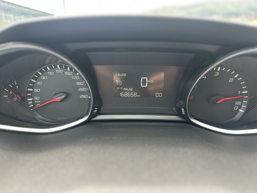 Peugeot 308 1.6 HDi 120cv - 2016 - Nacional - 172.000km - 11.000€ Nego