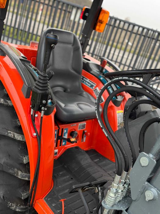 KUBOTA T240d,4X4 24hp,Wspom,Rewers,Zarejestrowany,Ładowacz czołowy 4w1