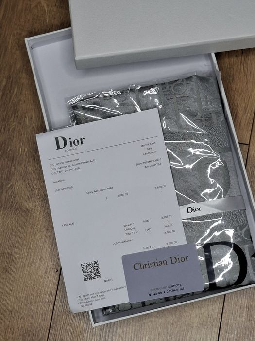 Piękny Szal / Chusta / DIOR