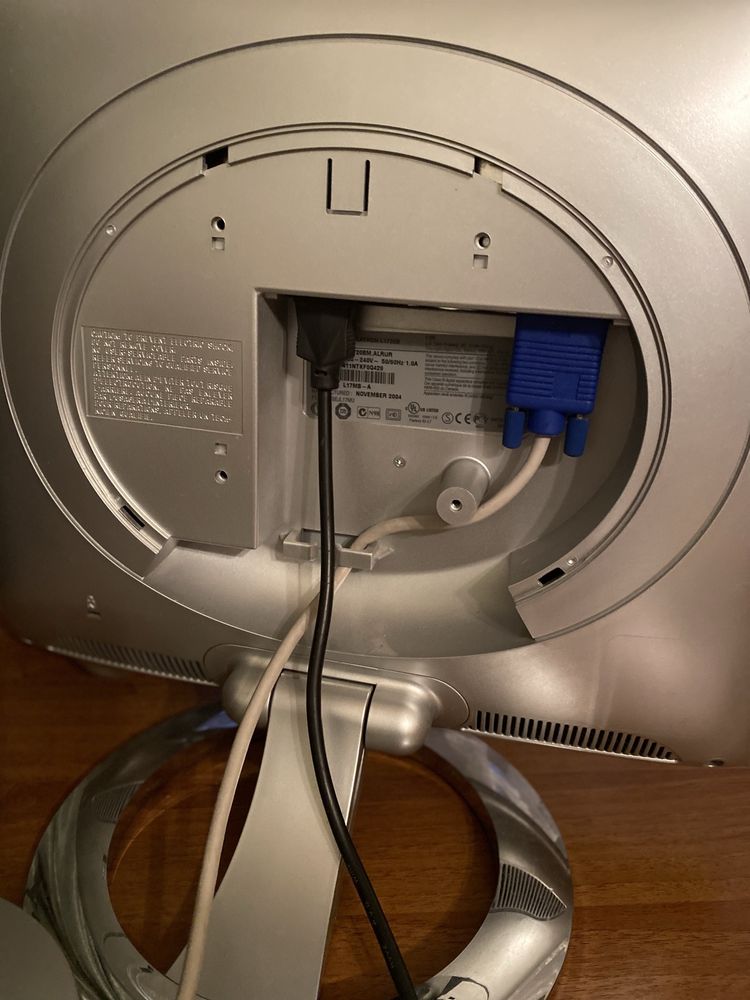 Продам монитор LG