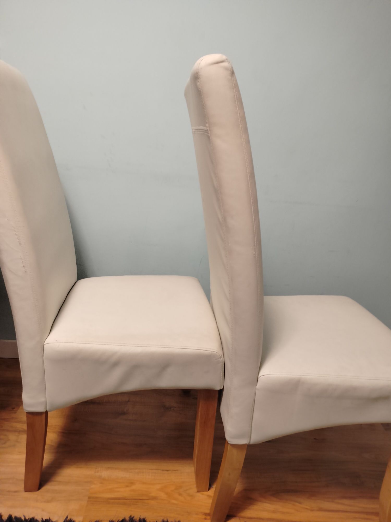 Fotel krzesła tapicerowane
