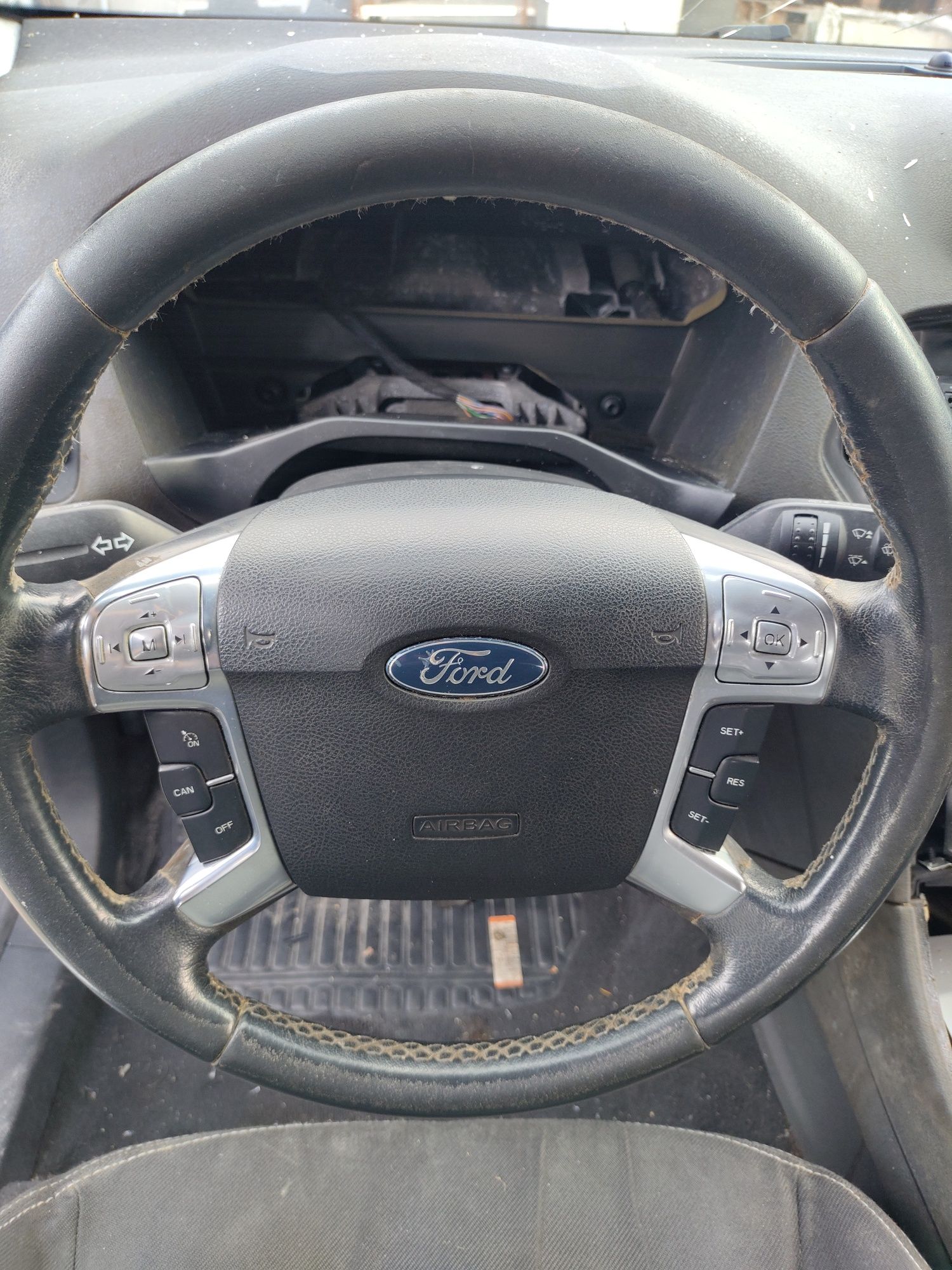 Ford Mondeo 1.8 Tdci - Peças