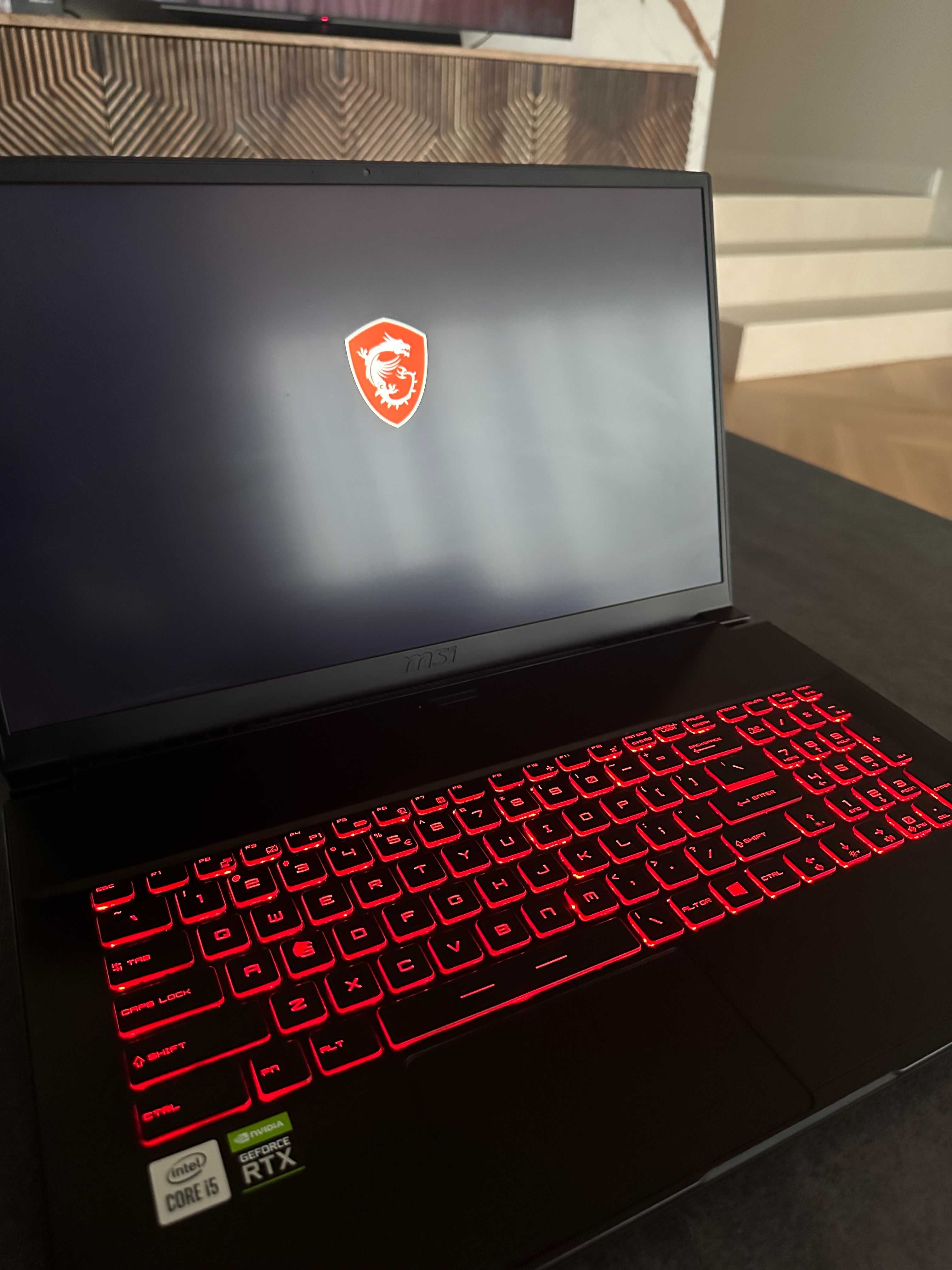 Laptop MSI GF75 Thin procesor i5 16gb ram, 512gb ssd, RTX3050