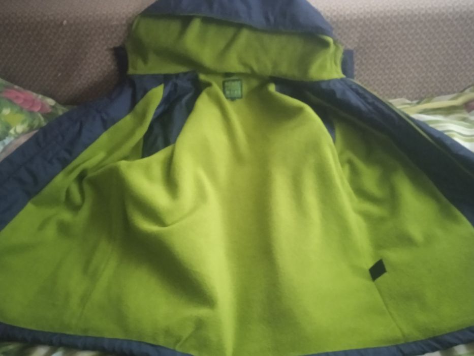 Спортивна куртка чоловіча REBEL.