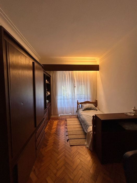 Quarto em arroios - sem caução