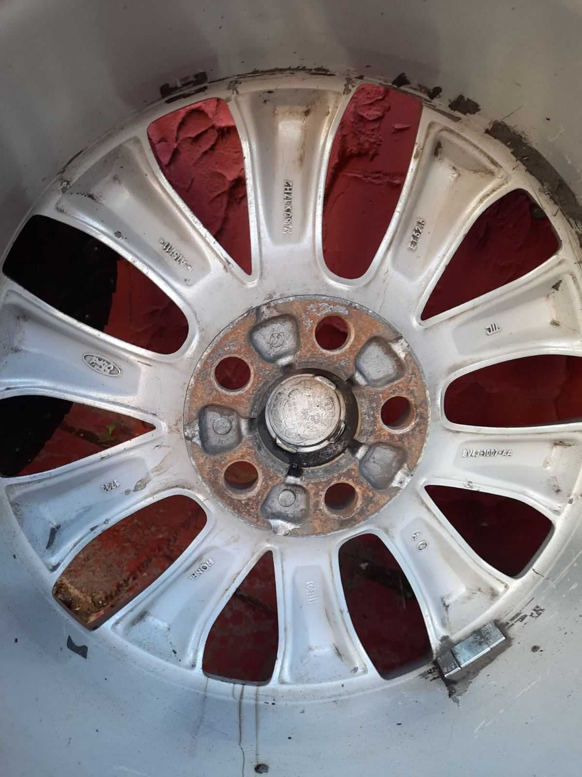 Автошины + диски 235/55R17