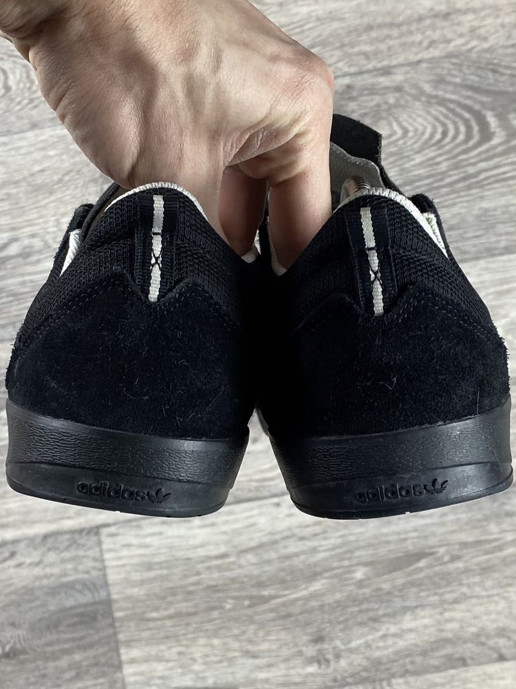 Adidas suciu кроссовки кеды мокасины 44 размер кожаные чёрные оригинал