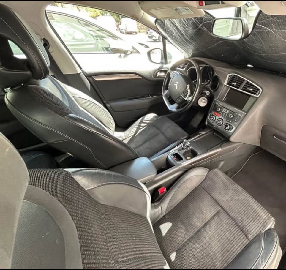 Citroen C4 Exclusive 2011 - Automático