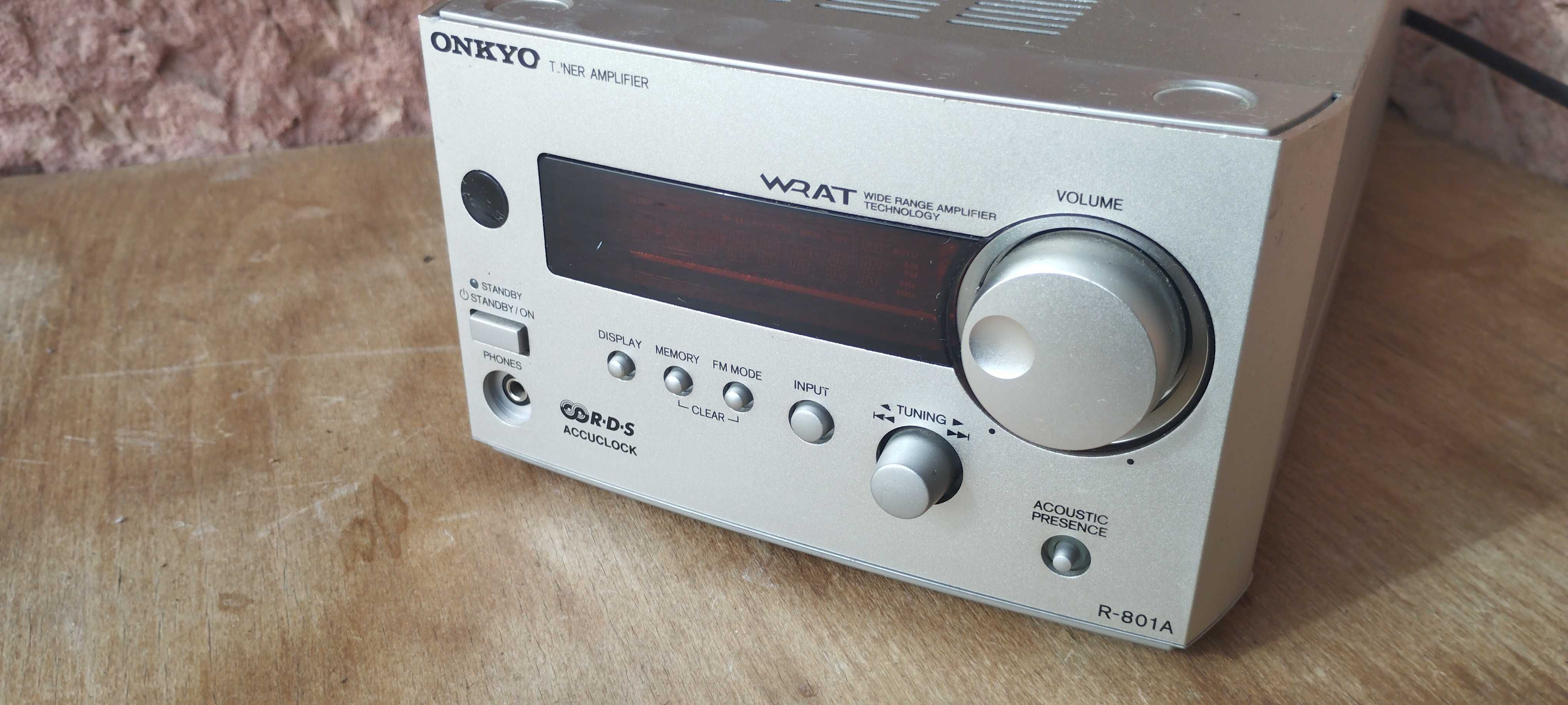 Міні ситема Onkyo R-801A  підсилювач плеєр