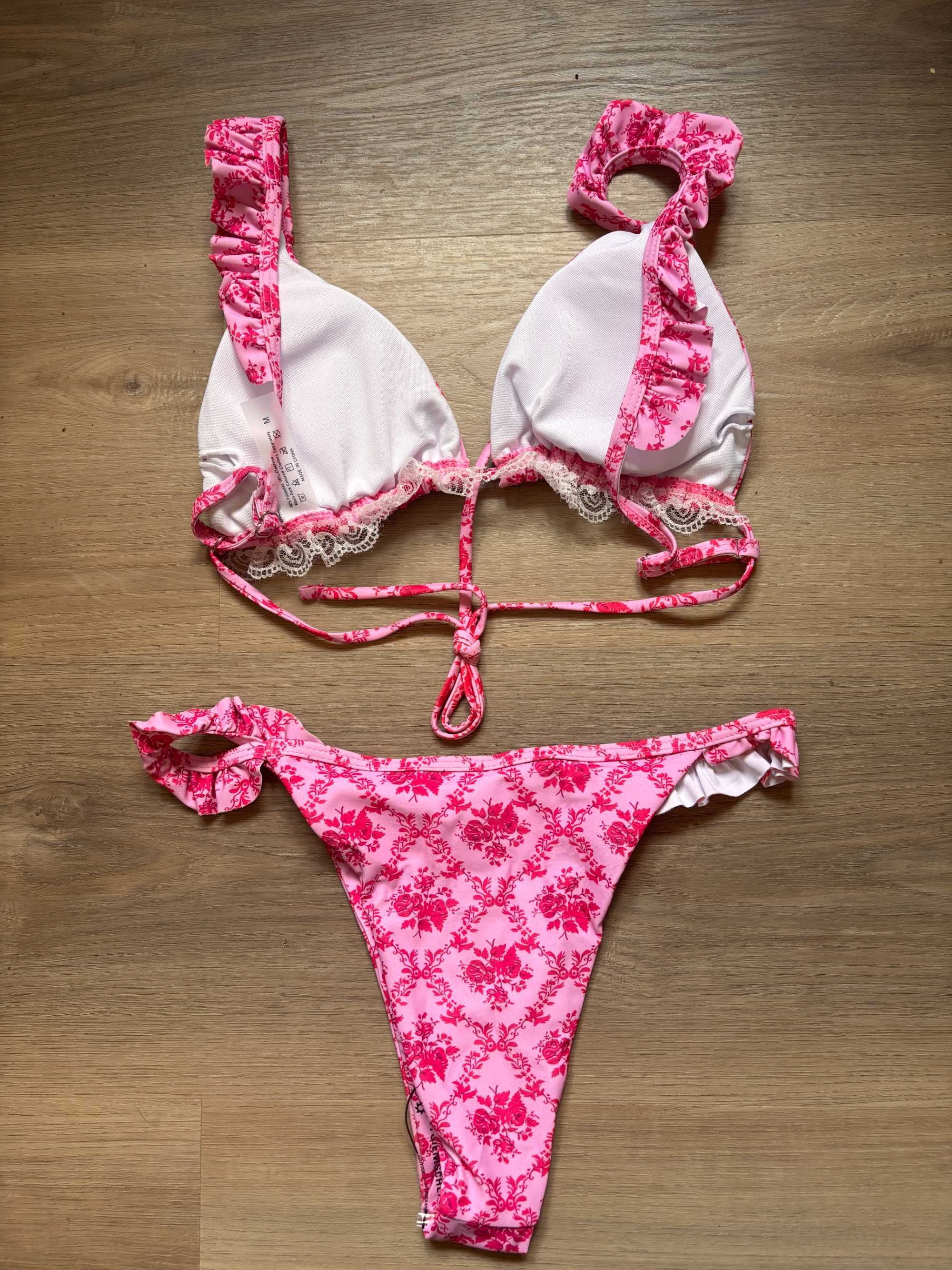 Conjunto biquni novo 38