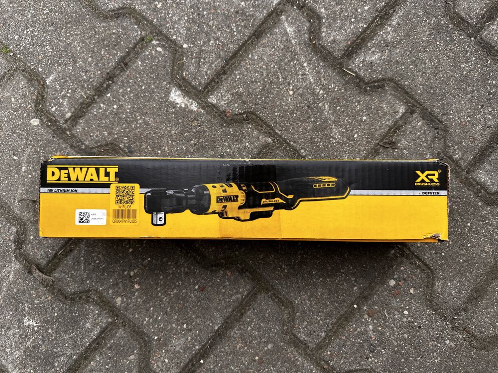 Klucz pneumatyczny DEWALT DCF512N-XJ