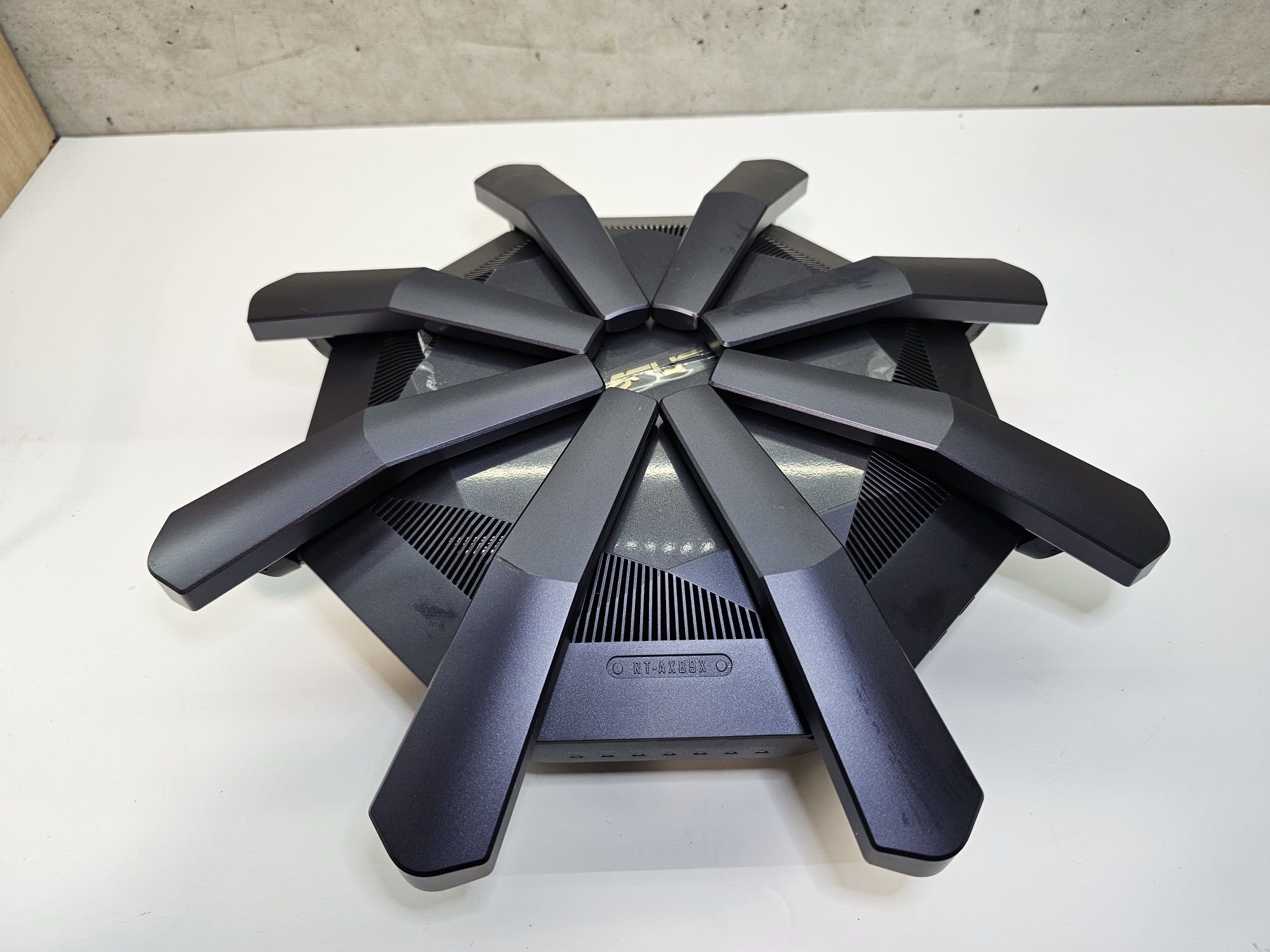 Бездротовий маршрутизатор (роутер) ASUS RT-AX89X Wi-Fi 6, AX6000