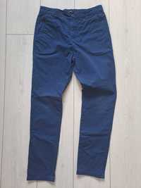 Spodnie typu chinosy Reserved  158