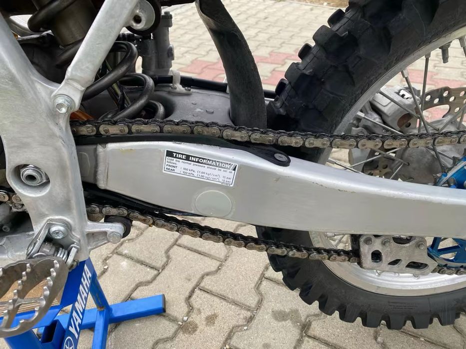 Yamaha YZ250F BEZ WKŁADU(nie ktm husqvarna gasgas suzuki)