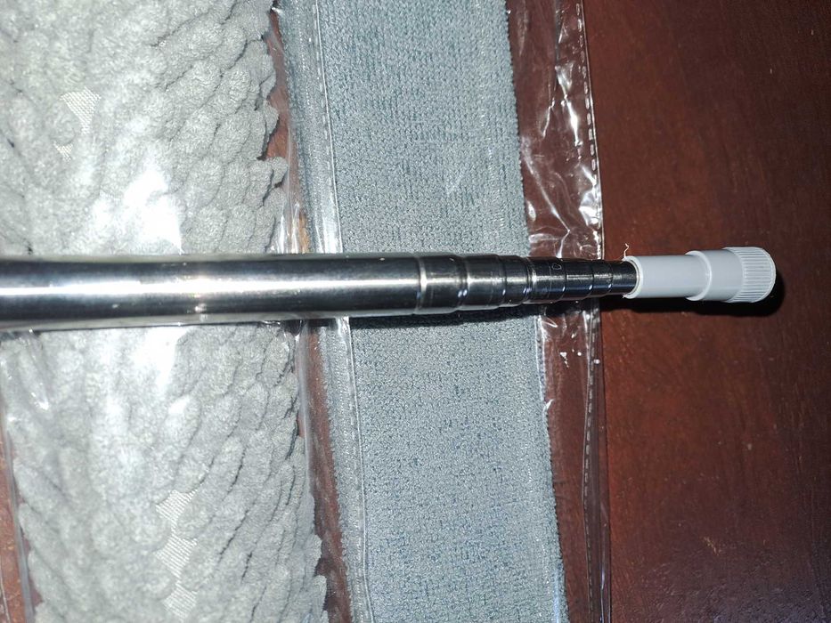 Zestaw do sprzątania z kijkiem teleskopowym i 3 końcówkami. NOWE