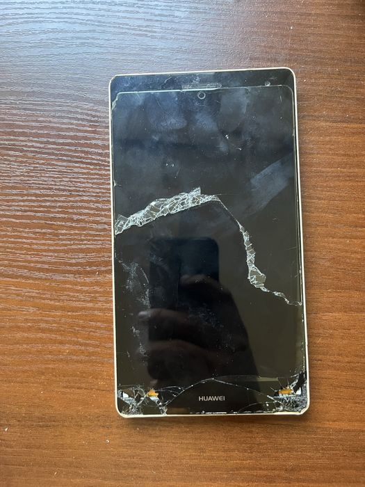 На запчастини або відновлення два планшети