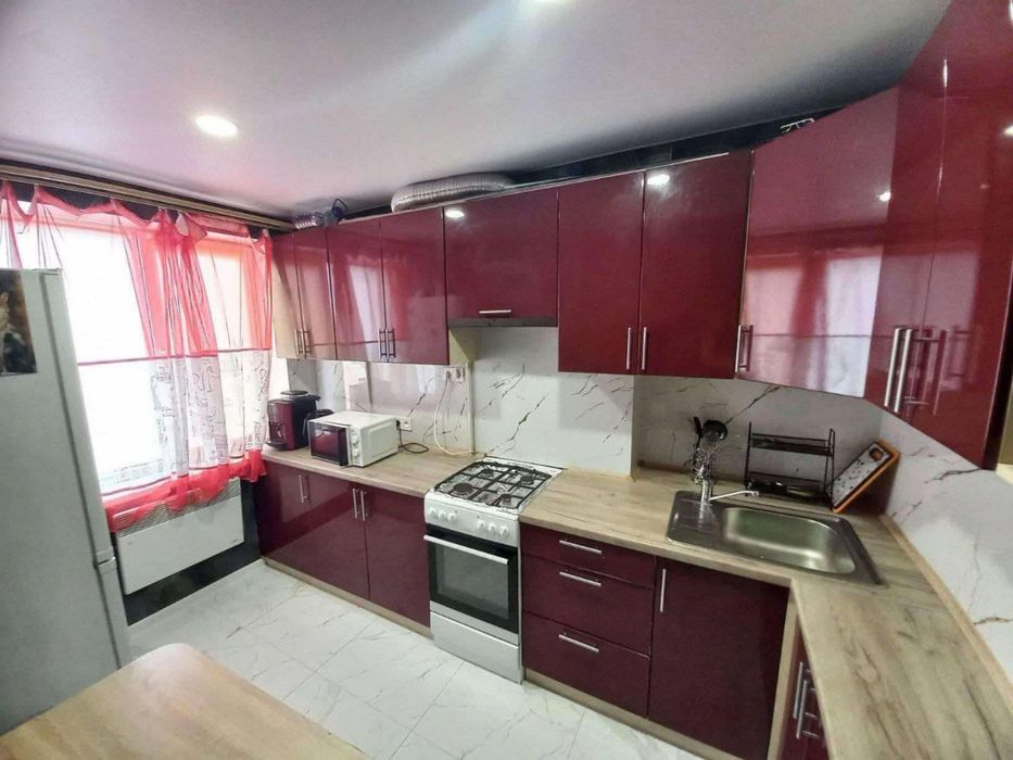 Продам 2-к квартиру в Самар, якісний ремонт, меблі і техніка