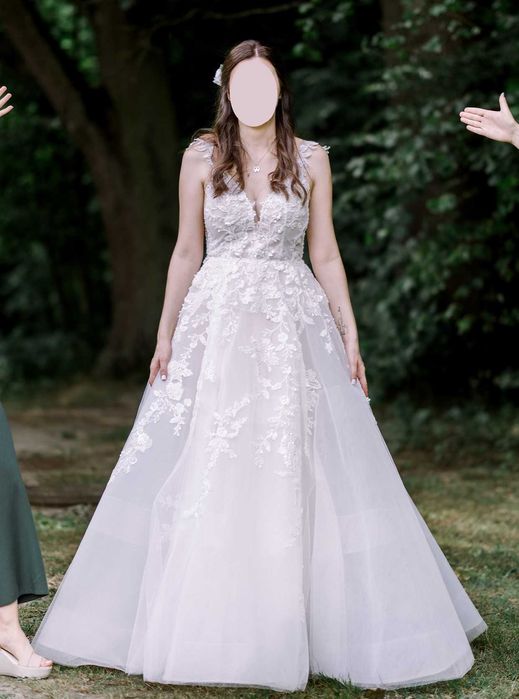 Suknia ślubna Adele (salon Madonna)