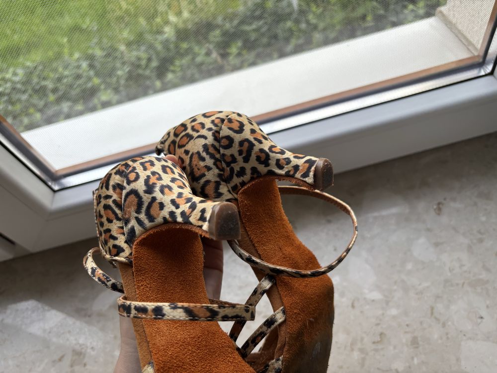 Buty taneczne sportowe latino towarzyski high heels w panterke