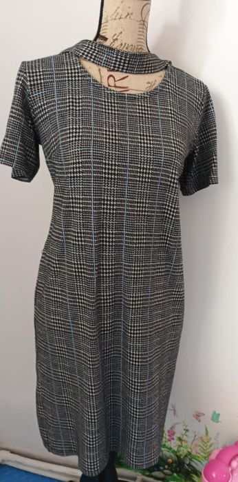 Sukienka rozm 40 stan jak nowa cena l