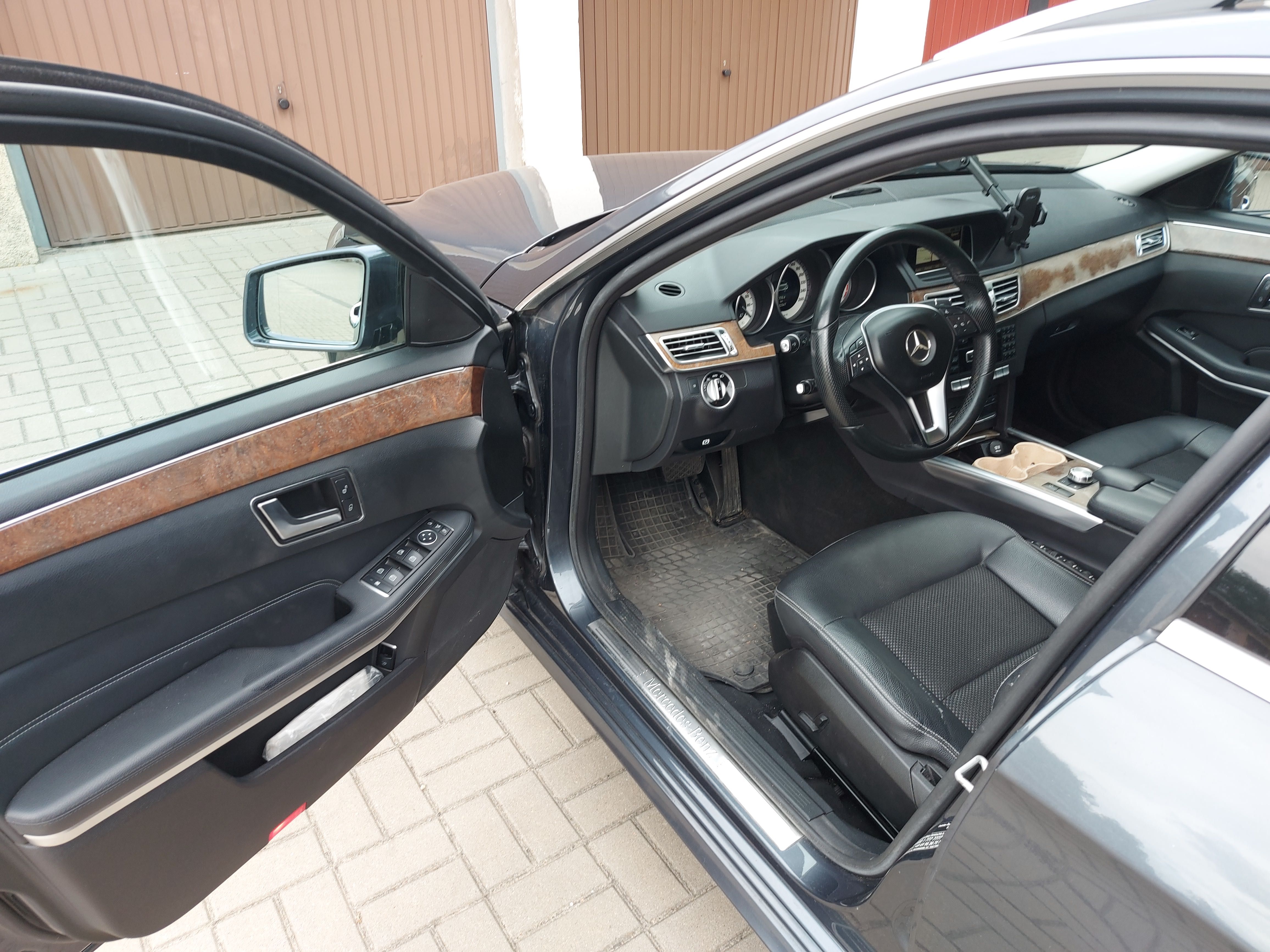 Mercedes E 250 CDI AVANTGARDE W212