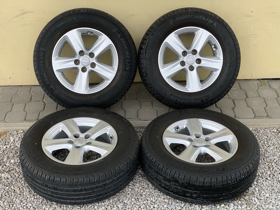 Koła Alufelgi 16’’ 5x114,3 + Opony Letnie 215/70R16 Kia Sportage IX35
