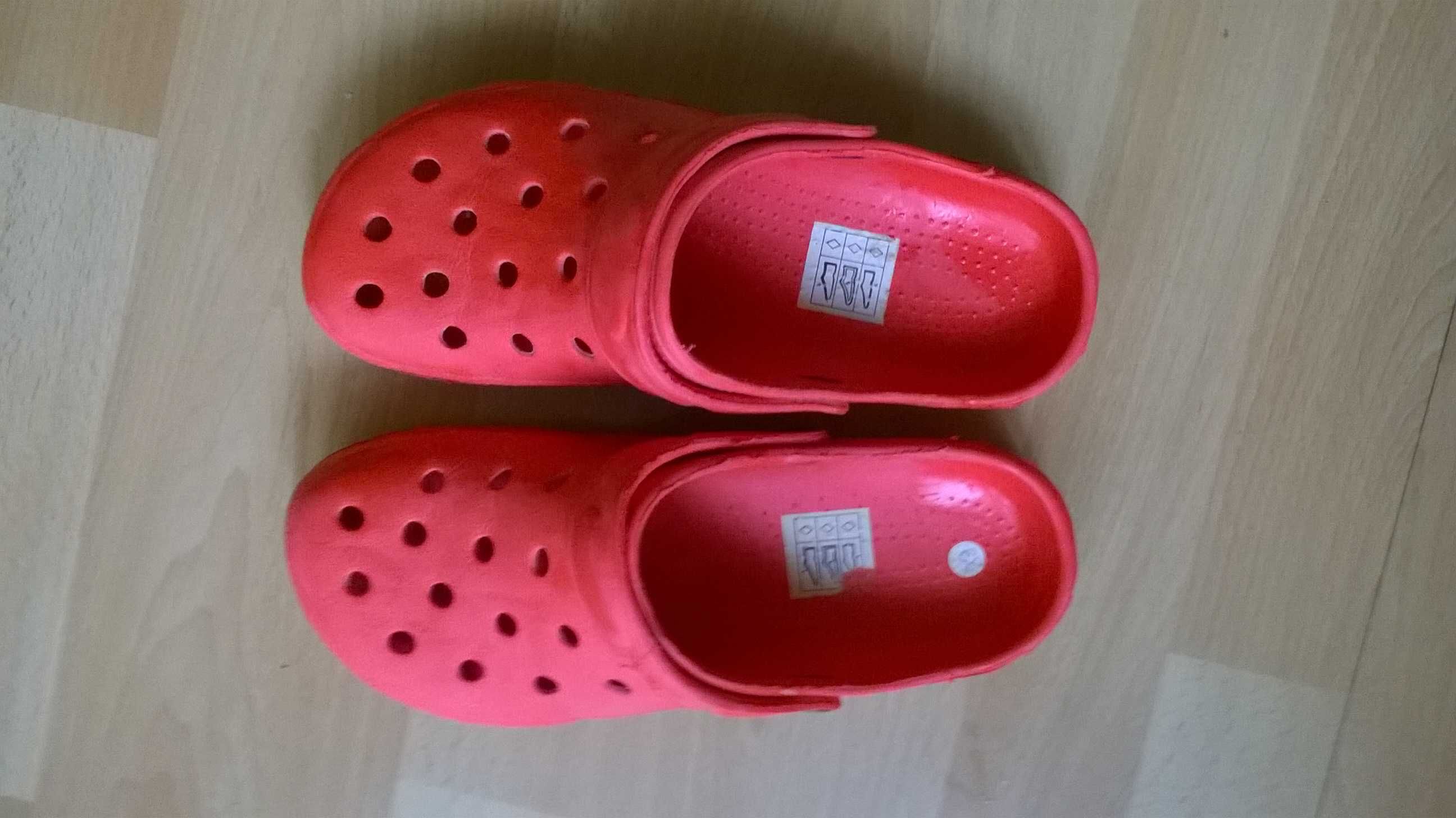 Klapki plażowe damskie 39