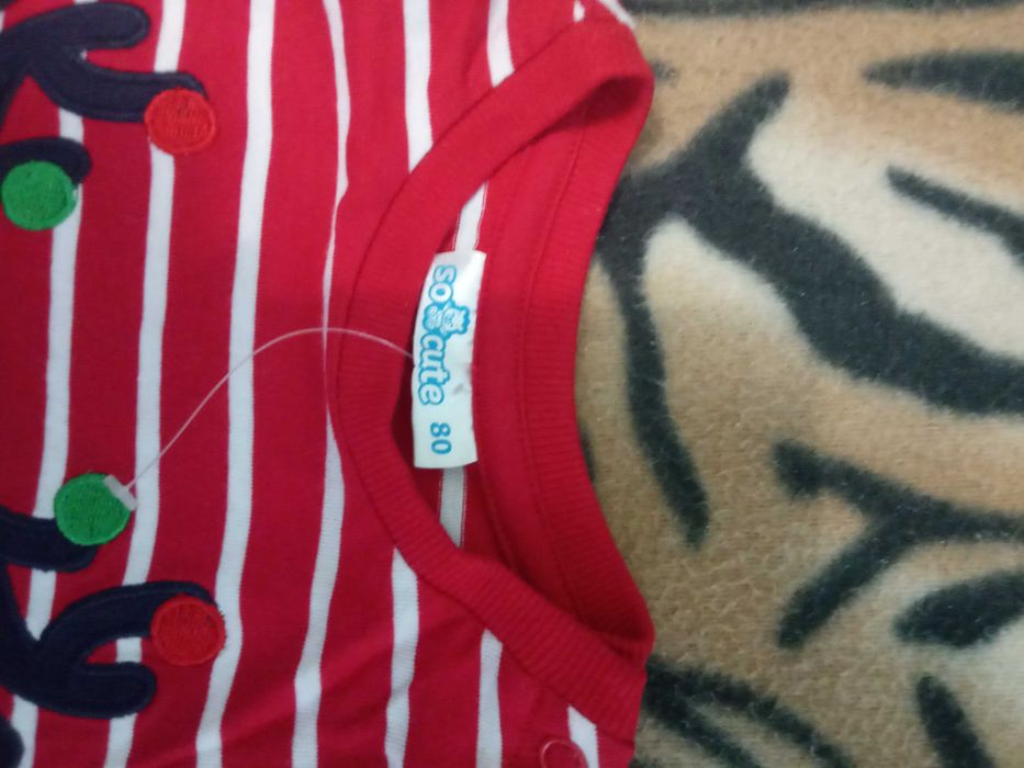 Nowa czerwona bluzka bluza dziecięca w paski renifer Pepco 80