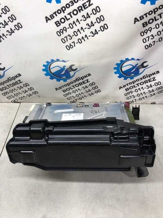 Блок управления мультимедиа Tesla 3 168127100j