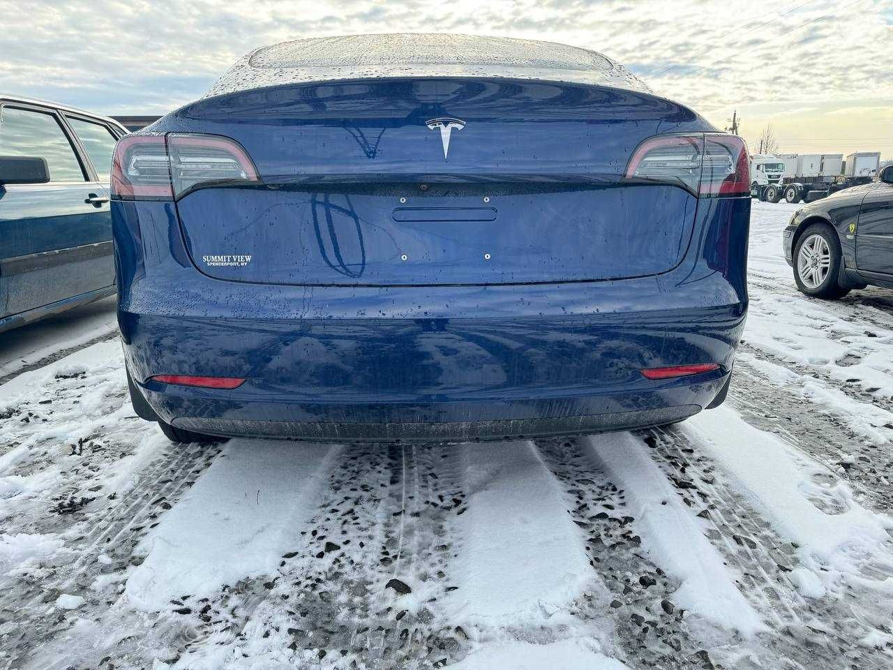 Бампер задній в зборі Tesla Model 3 2018