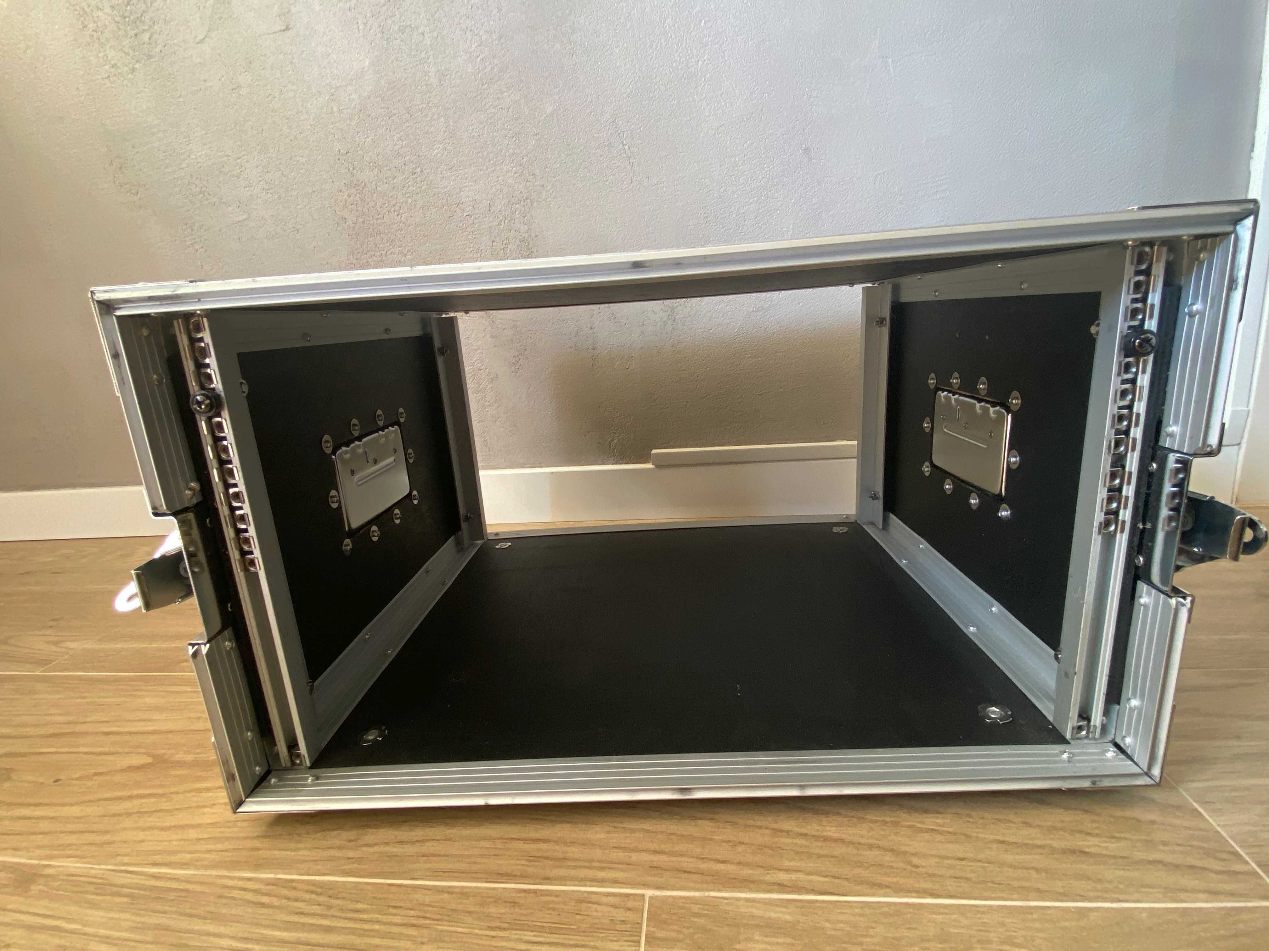 Case Rack 6U - głębokie dekle