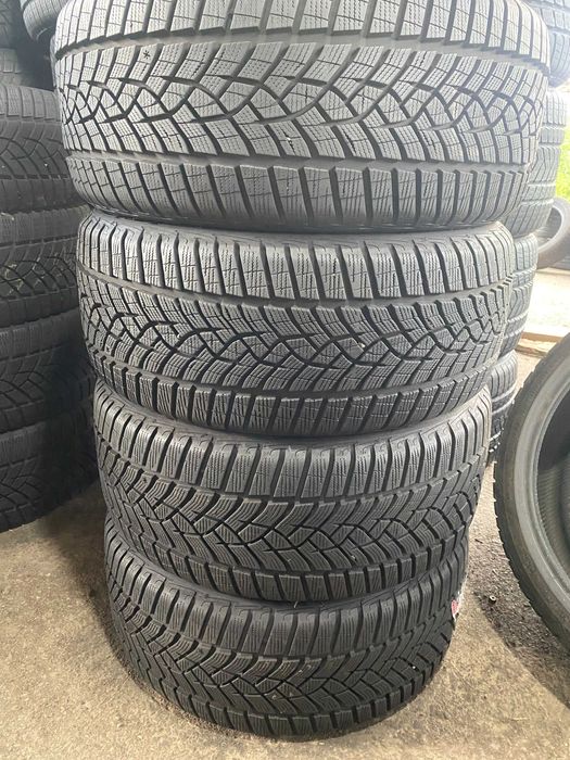 235 40 19 GoodYear Perfomance +