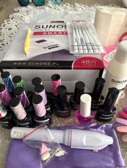 Ogromny zestaw do robienia paznokci hybrydowych manicure