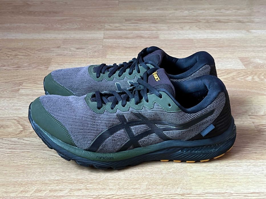 Кросівки Asics gore-tex 44,5 розміру