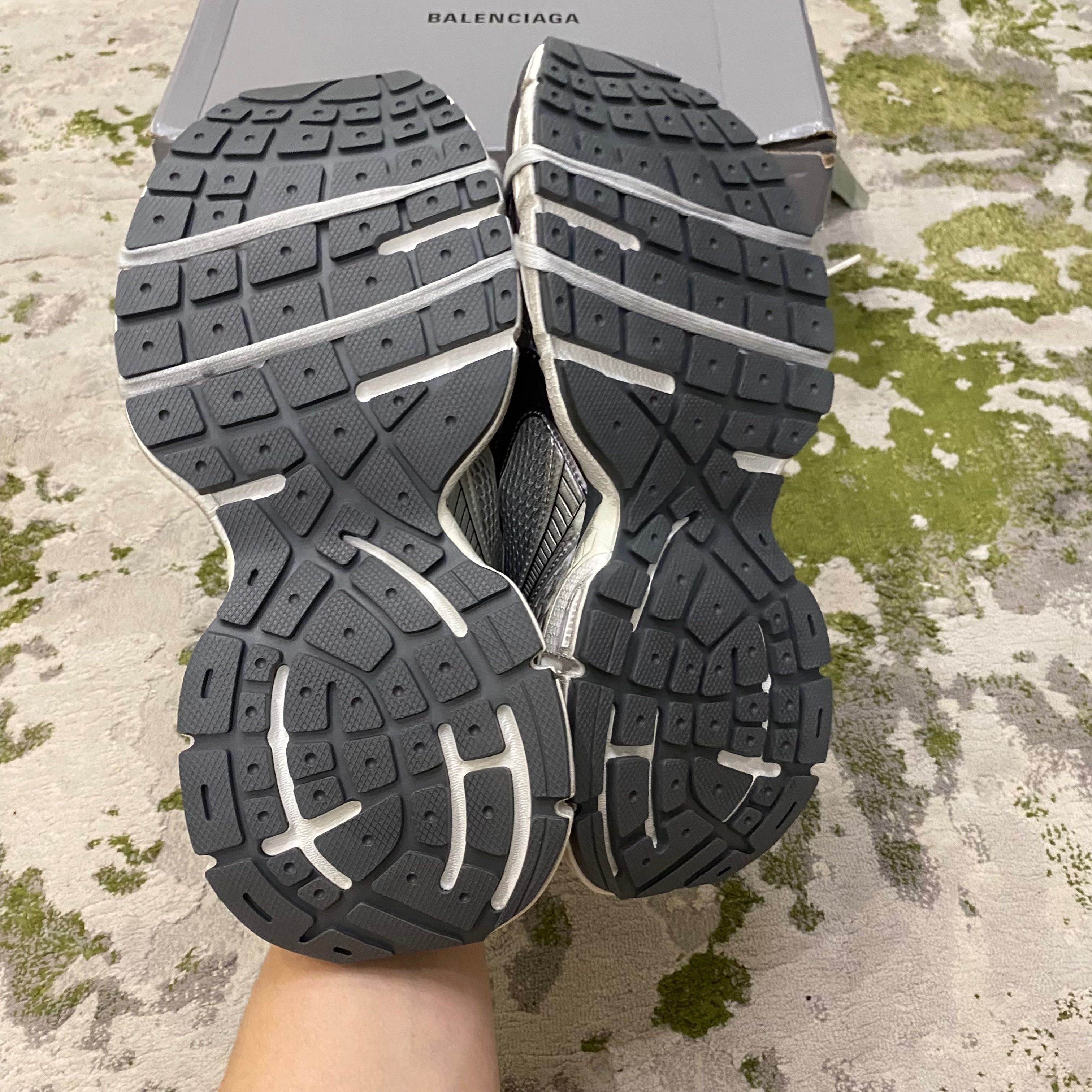 Balenciaga 3XL Grey Silver Black