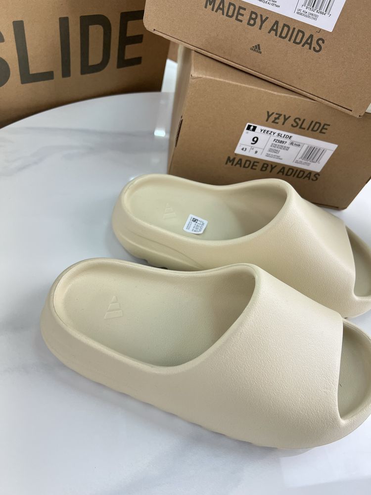 Тапочки Adidas Yeezy Slide Bone