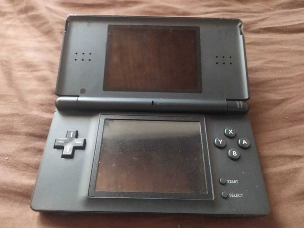 Nintendo DS Lite (Usada)