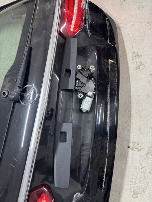 Мерседес W213 S213 задня ляда. Скло, моторчик щітки, електро замок