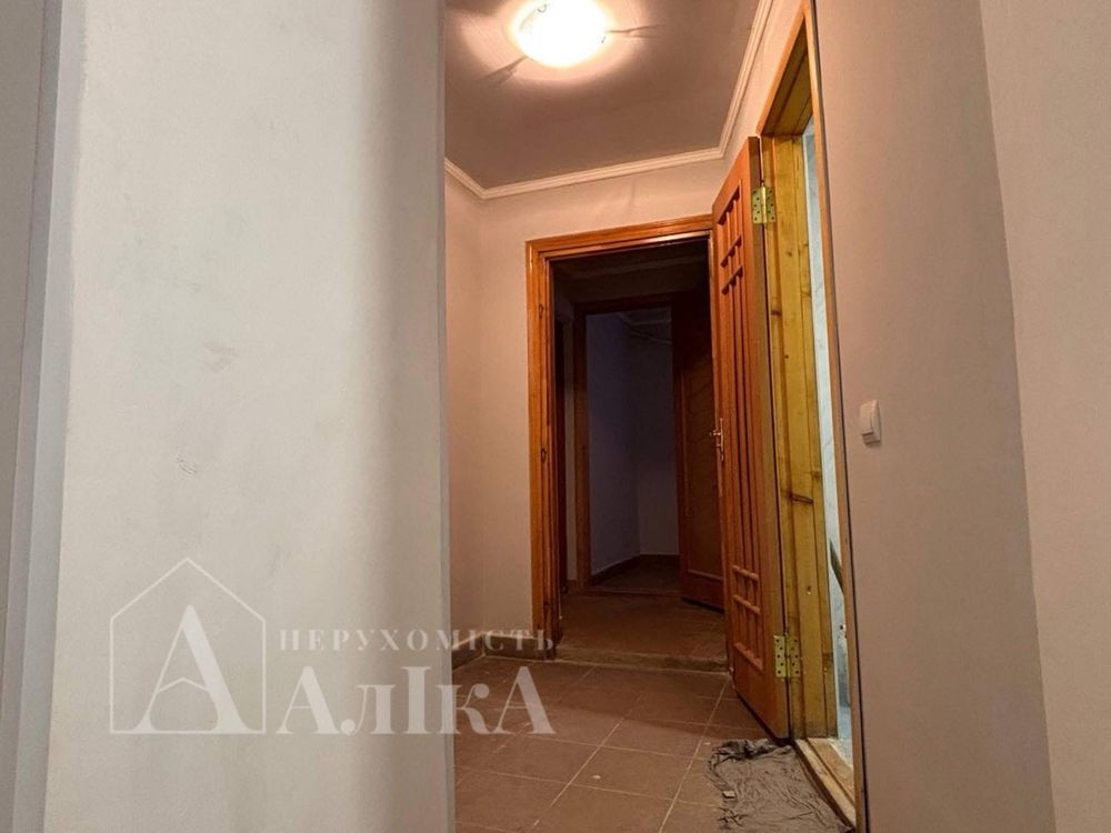 Продам комерційне приміщення під ваш бізнес!