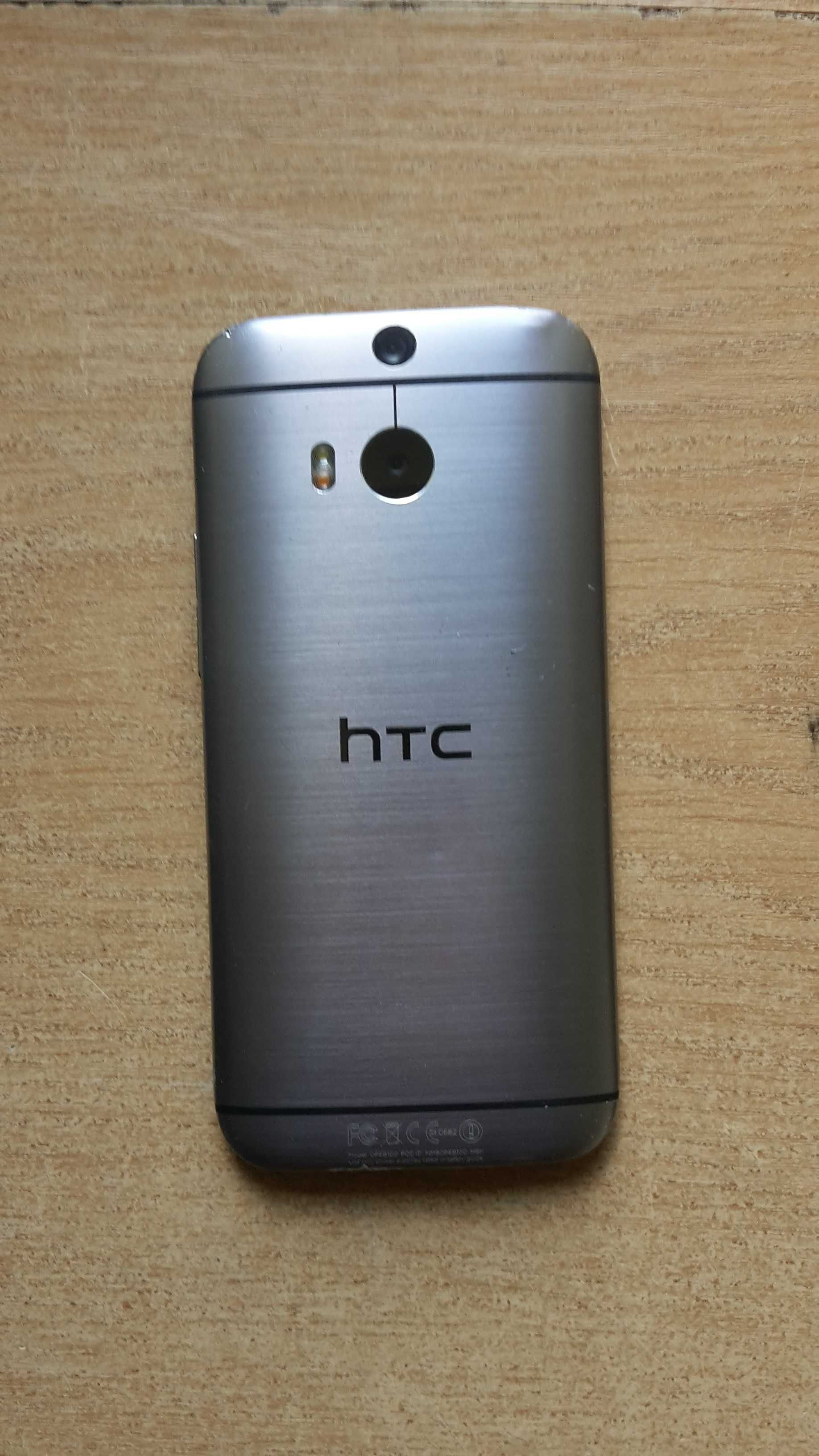 HTC M8 (5"/16Гб/2Гб/Андроід 11)